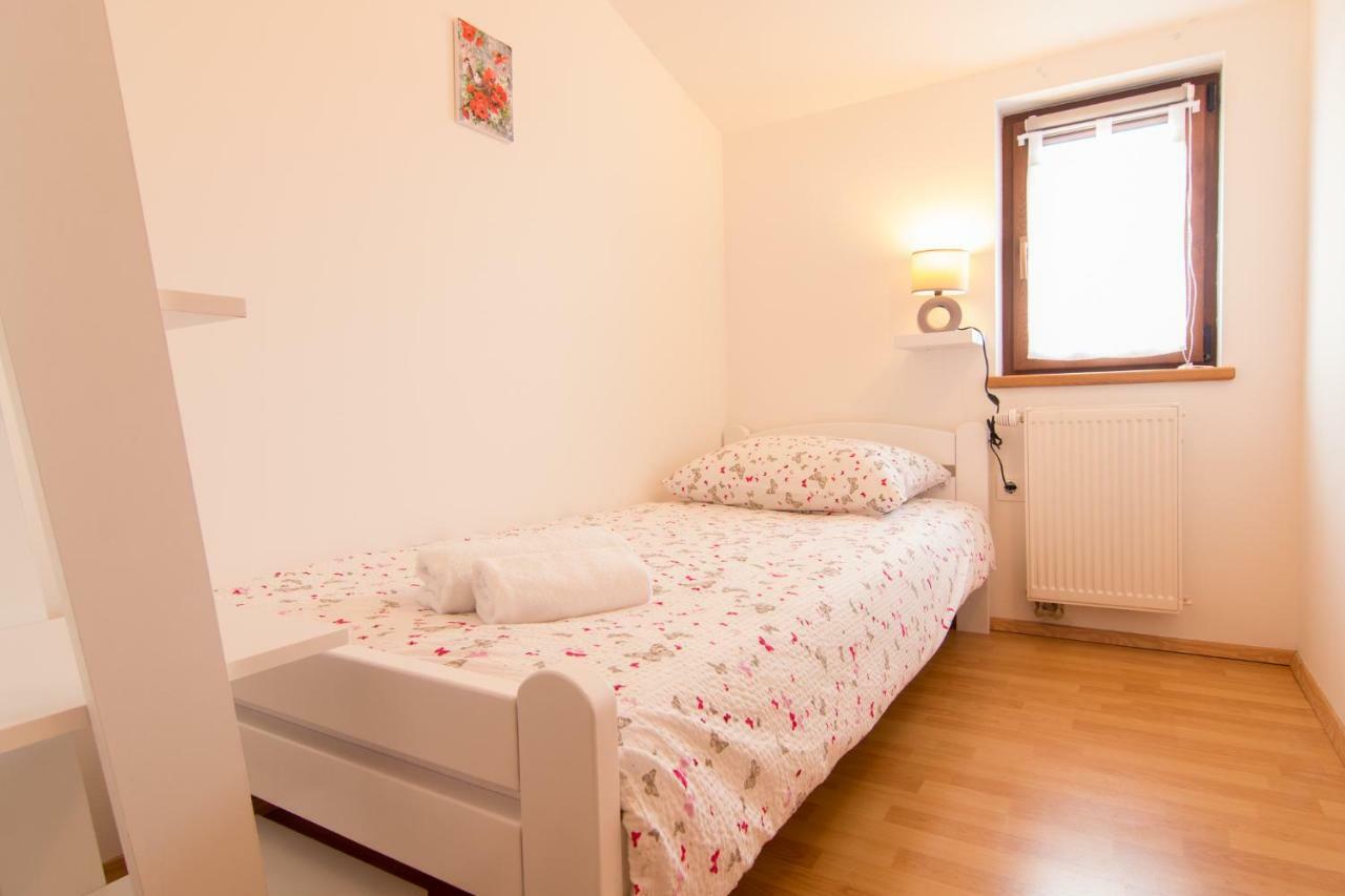 Apartman Deni بيروغ المظهر الخارجي الصورة